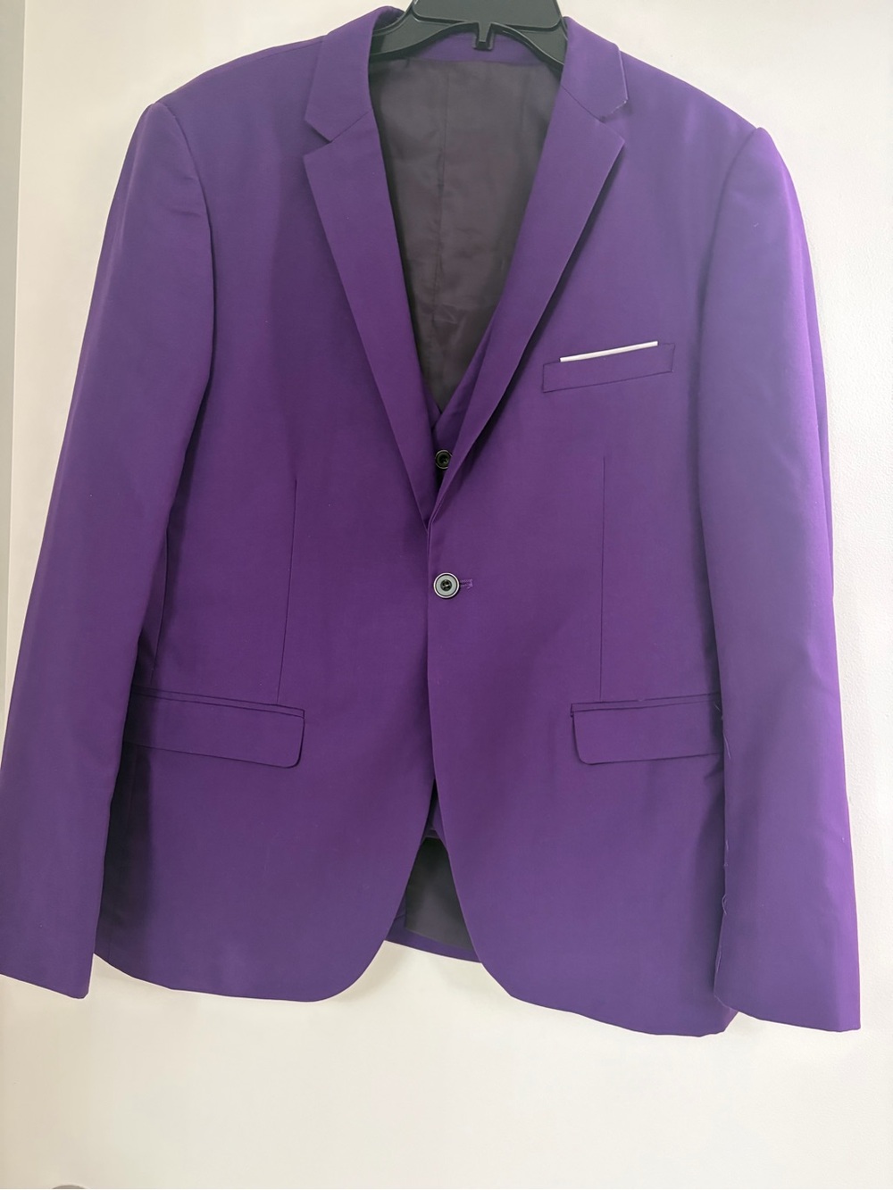 Purple Men's suit. 3 peace, jacket, waste, and pants - Classic Tailored suit